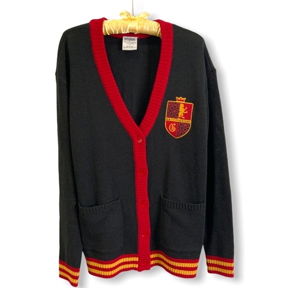 Warner Bros. Other - HARRY POTTER GRIFFINDOR Crest Acrylic Cardigan S